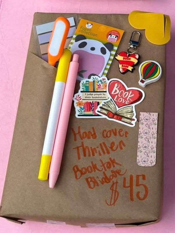 🔥 📚 Blind Date with a Book (Please note: prices vary based on book MSRP but we bargain shop and send the savings directly to you!)